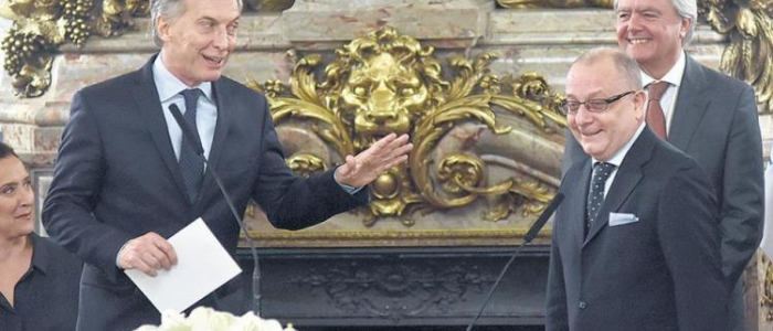 El canciller afirmó que si las elecciones no fueran en la Argentina, Macri conseguiría mejores resultados